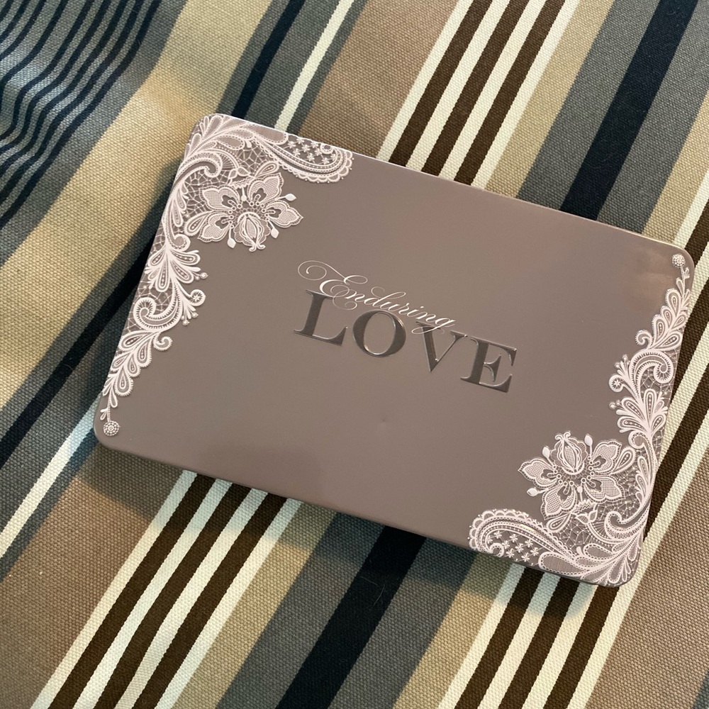 Sidney Grace enduring love palette